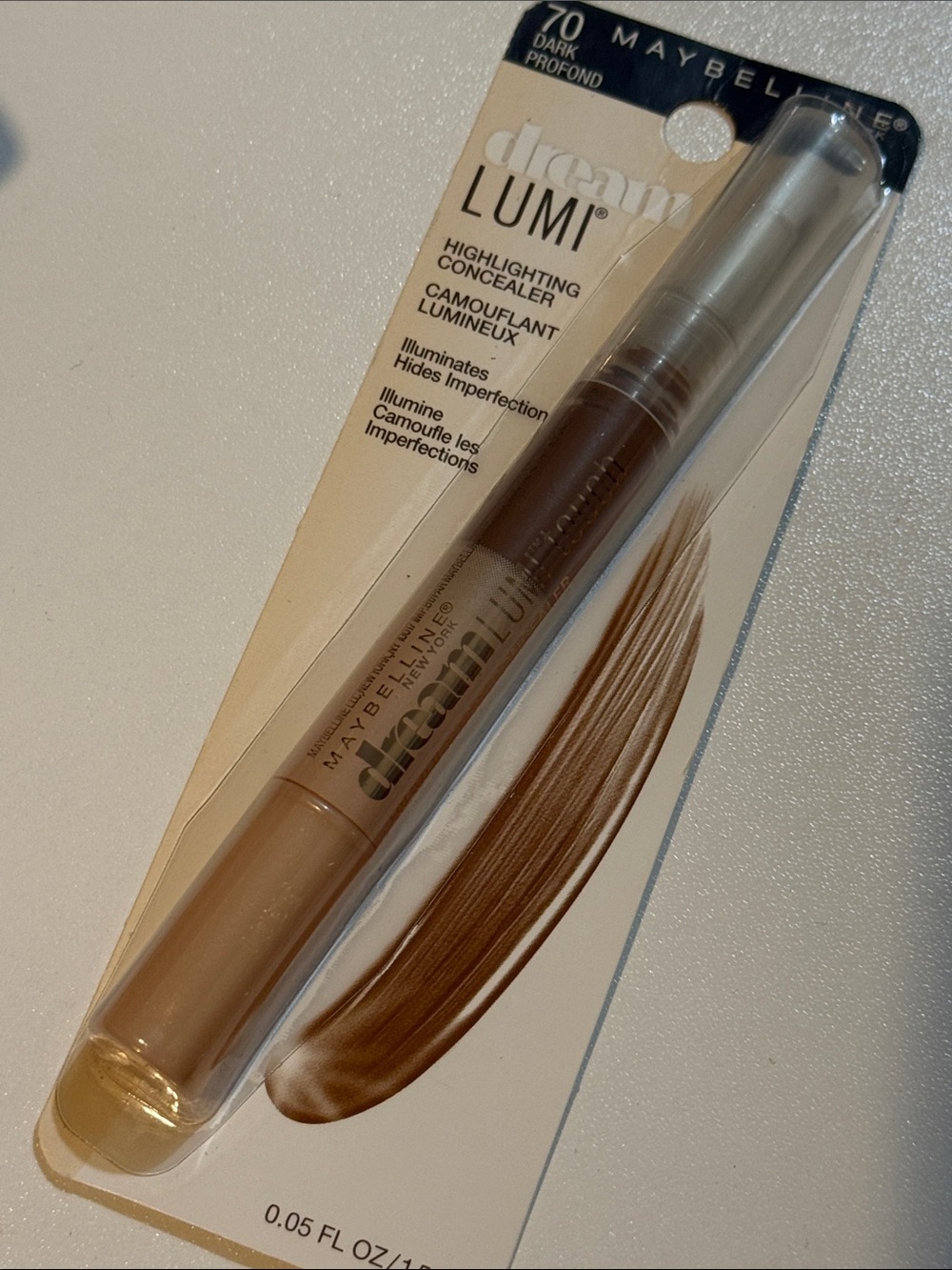 Maybelline Dream Lumi Highlighting Concealer in Dark Brown